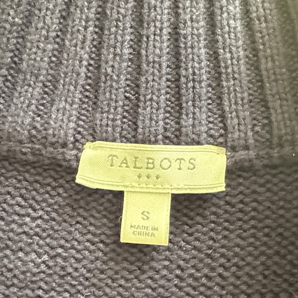 Talbots navy Cable Knit Vest - Picture 2 of 9